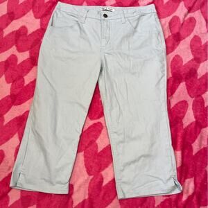 Lee Riders Mid Rise Capri Pants Size 10M